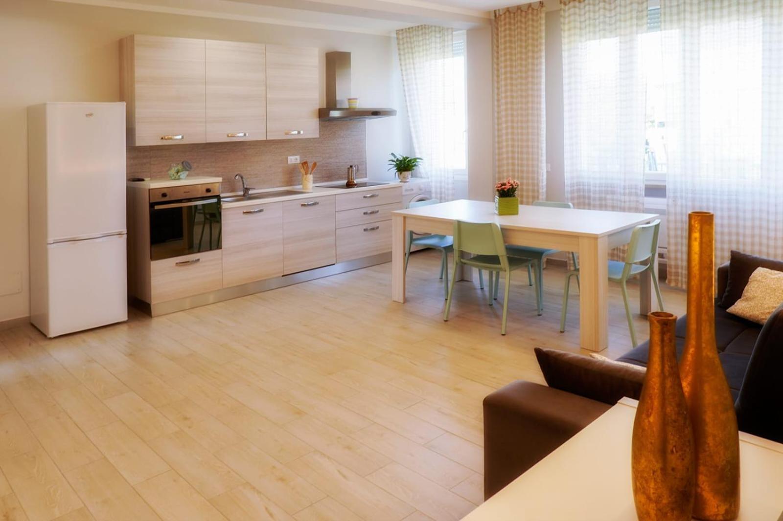 Residence Deamarina 马里纳迪马萨 外观 照片
